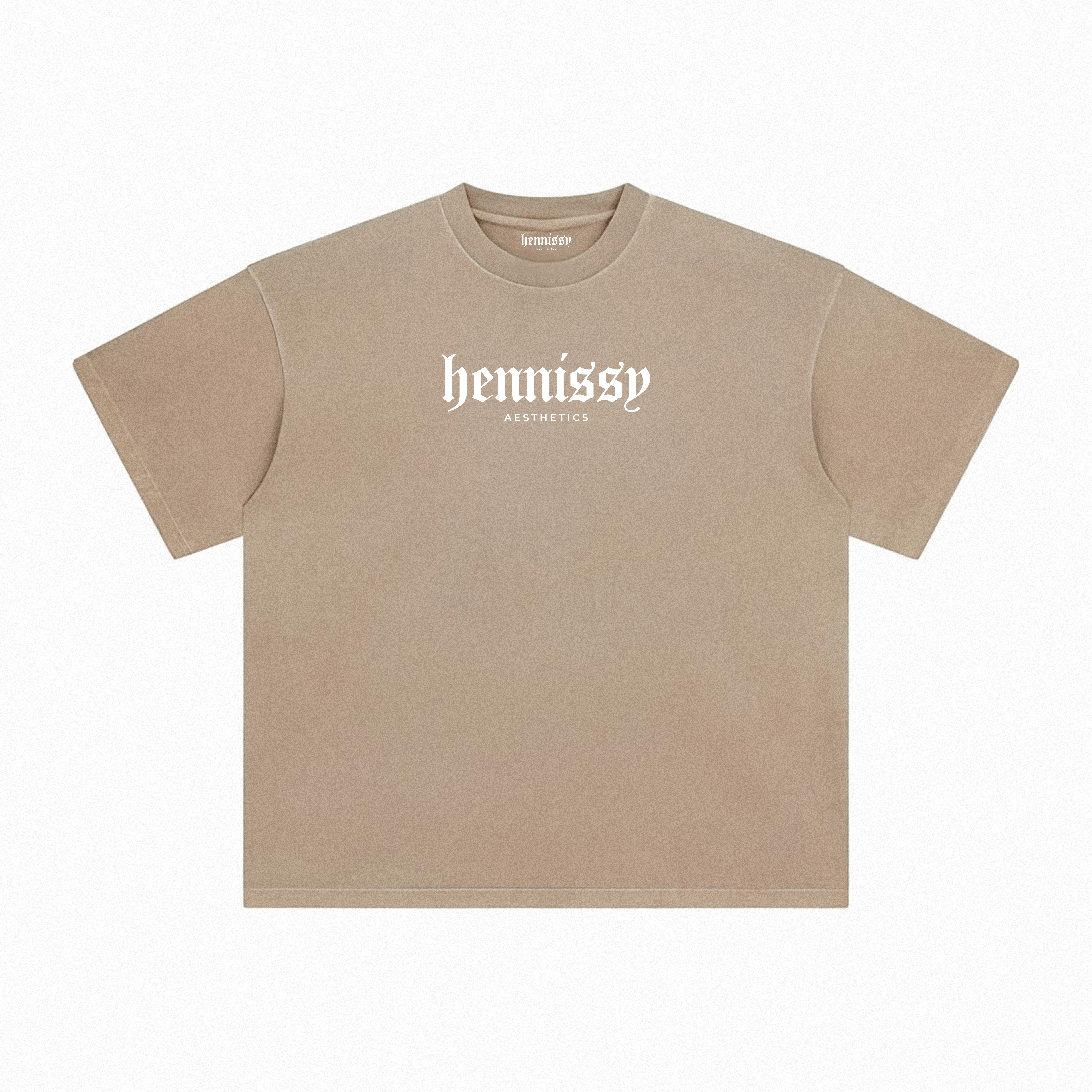 HENNISSY AESTHETICS TEE